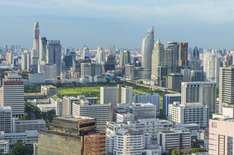 6 scenic cities to visit