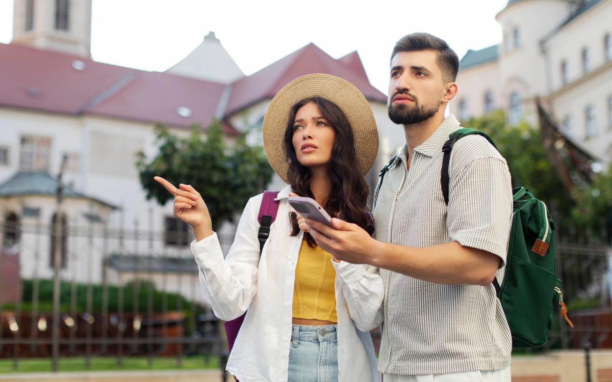 Common tourist traps and how to avoid them